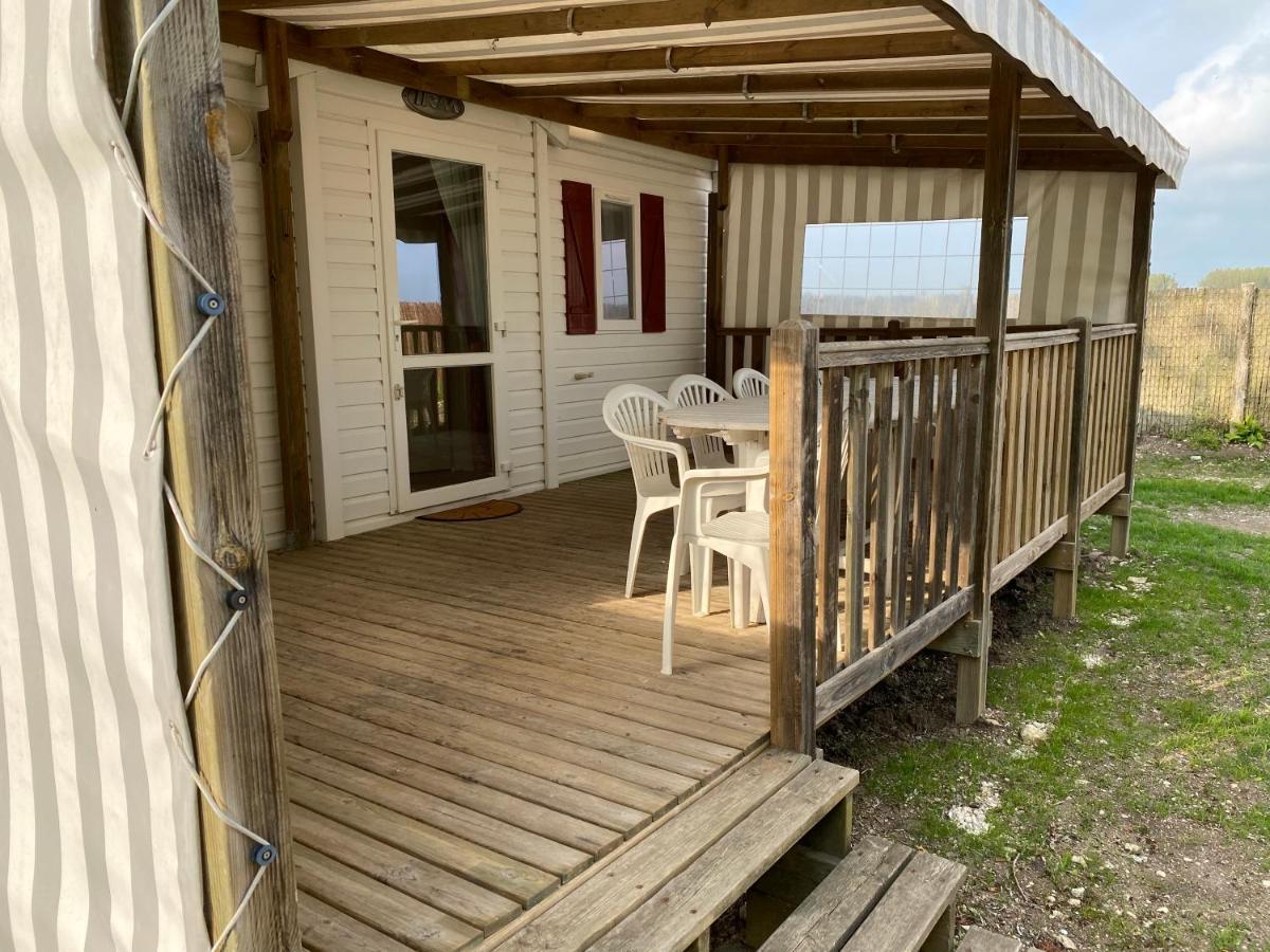 Mobil Home Avec Spacieuse Terrasse A Meschers Proche De Royan المظهر الخارجي الصورة